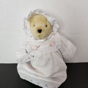 Muffy Vanderbear Christening Gown vintage 1982